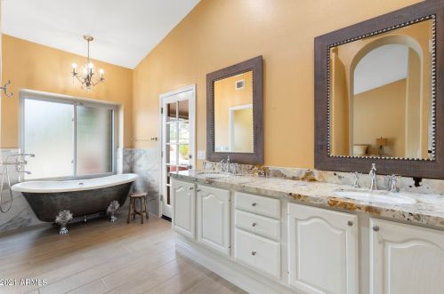 4668 Palo Brea Ln, Cave Creek AZ 85331-2431 exterior