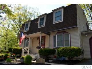 2142 Oak Rd, Nazareth, PA 18064-9076