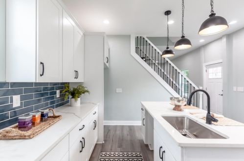 4232 Franklin Ave, Cincinnati OH  45212-3016 exterior