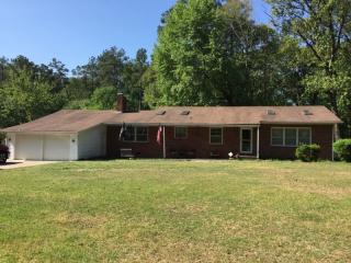 212 Riverdell Dr, Fayetteville NC  28311-1629 exterior