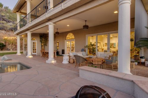 14461 15th Ave, Phoenix AZ  85023-5176 exterior