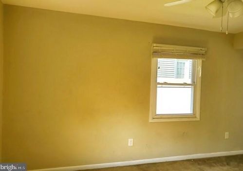 37 Holstone Ln, Willingboro NJ  08046-1817 exterior