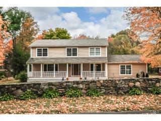 75 Teller Rd, Bridgeport, CT 06611-1420