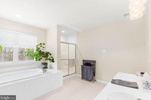 117 Liberty Ct, Swedesboro NJ  08085-4255 exterior