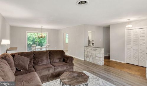 641 Dreshertown Rd, Dresher PA  19025 exterior