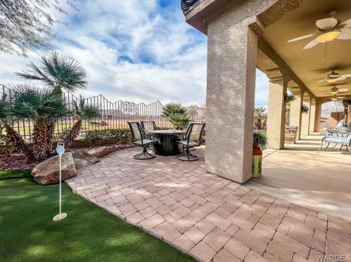 14 Torrey Pines Dr, Mohave Valley AZ  86440-8209 exterior