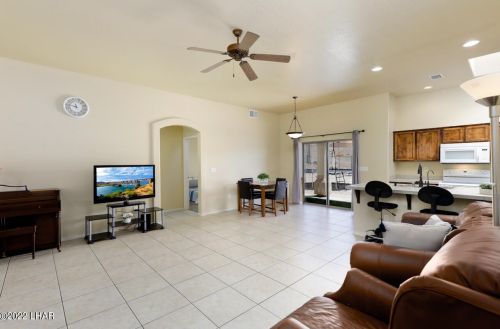 3084 Thistle Dr, Lake Havasu City AZ  86406-5519 exterior