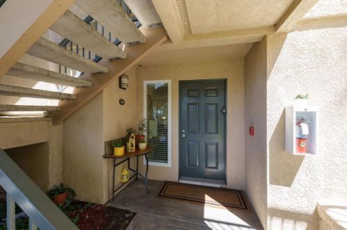 3432 Hathaway Ave, Long Beach, CA 90815-5403