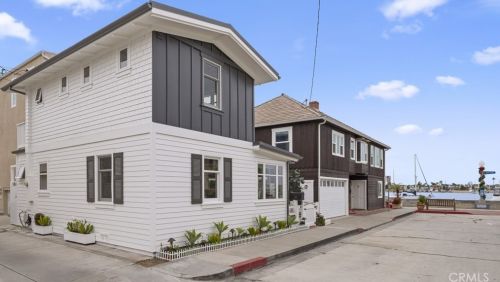 104 Onyx Ave, Newport Beach CA  92662-1208 exterior