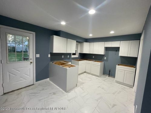 552 Broad St, Westfield, NJ 07090-2116