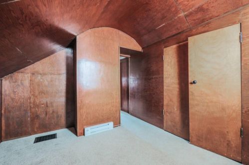 2171 Glenside Ave, Cincinnati OH 45212-1140 exterior