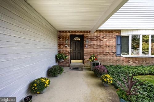 3138 Middle School Dr, Norristown, PA 19403-1706