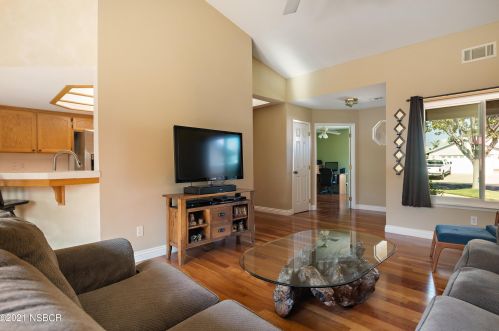 1623 Venette Ln, Santa Maria CA  93454-1582 exterior