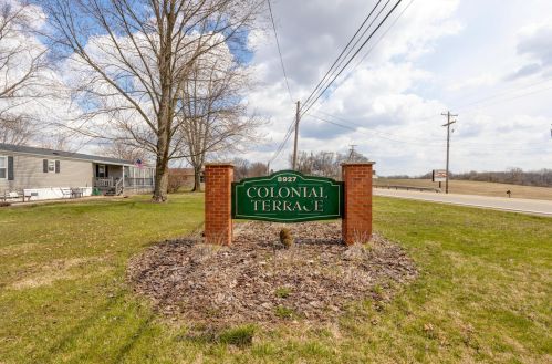 8927 Columbus Rd, Mount Vernon OH  43050-4423 exterior