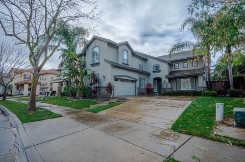 704 Stetson Dr, Valley Home CA  95361-8572 exterior