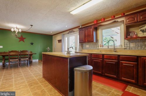 13218 Gearhart Rd, Upton PA  17225-9518 exterior