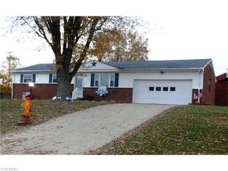 64098 Warne Dr, Cambridge OH  43725-9550 exterior