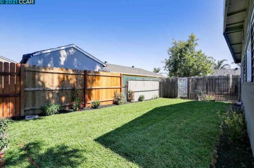 3065 13th St, Richmond CA  94806-2255 exterior