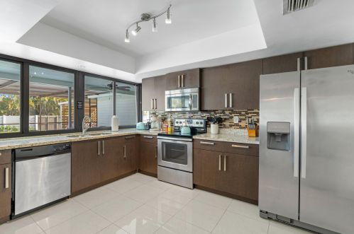 1831 56 Ave, Hollywood FL exterior