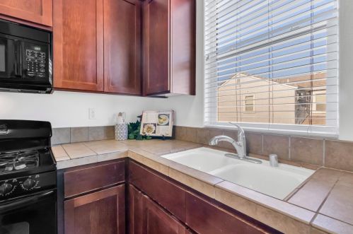 3182 Bridgeway Dr, Rancho Cordova CA  95670-6246 exterior