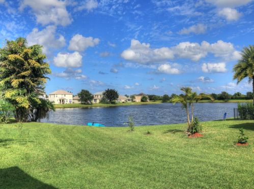 672 Carriage Lk Way, Vero Beach FL 32968-9480 exterior