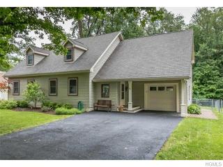 70 Weaver St, Montgomery, NY 12549-1321