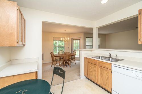 7063 Glen Kerry Ct, Florence KY  41042-3563 exterior