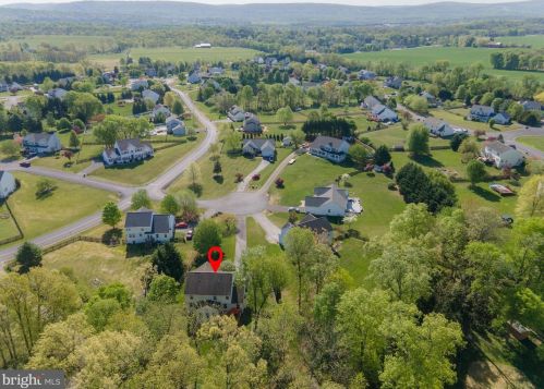 26 Colonel Miles Ct, Harpers Ferry WV  25425-3109 exterior