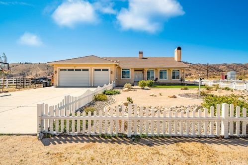 20769 Avenue, Lancaster, CA 93536