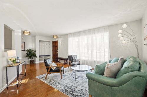 15450 Elmont Ln, Waukesha, WI 53151-5723
