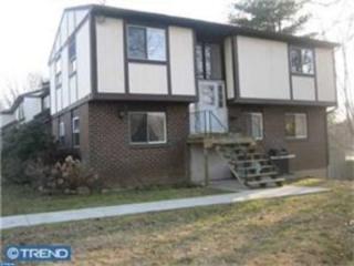 77 Hollybrooke Dr, Langhorne PA  19047-5751 exterior