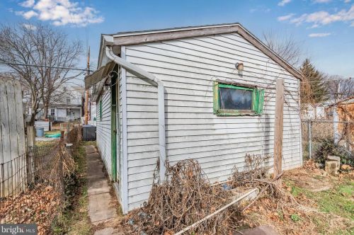 531 Herman Ave, Lemoyne PA  17043-1823 exterior