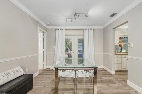 18061 Royal Hammock Blvd, Naples FL  34114-8944 exterior