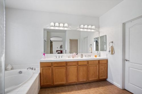 351 Wolfpack Ct, Grayson CA  95363-8322 exterior