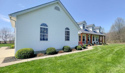 8565 Nichols Ln, Johnstown, OH 43031-9159
