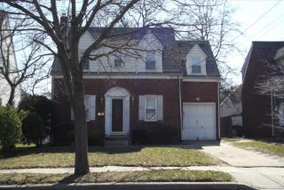 250 Seaman Ave, Freeport, NY 11520-1333