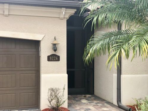 9226 Veneto Pl, Naples, FL 34113-7721