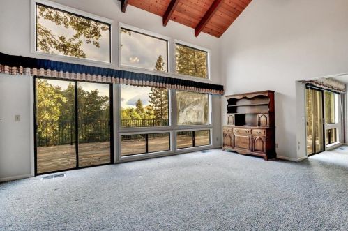 19158 Tiger Lily Ln, Grass Valley CA  95945-8815 exterior