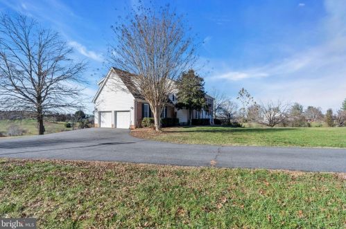 13140 Ada Ln, Nokesville VA  20181-3326 exterior