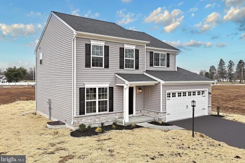 944 North St, Carlisle, PA 17013-1746