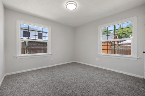 504 Roselawn Ave, Modesto CA  95351-3731 exterior