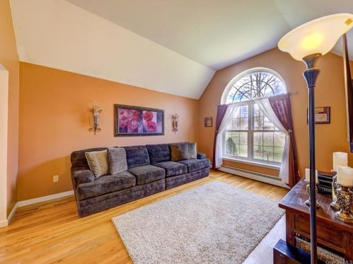 48 Amdurer Rd, Westtown NY  10998-3700 exterior