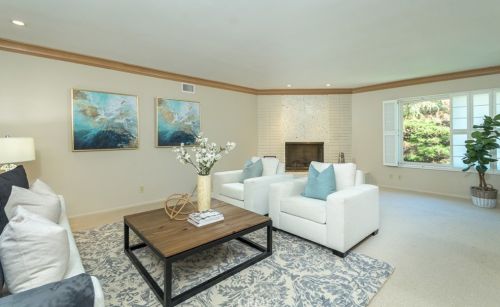 2755 Valle Vista Dr, Glendale CA  91206-4720 exterior