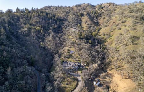 750 Boonville Rd, Ukiah CA  95482-9399 exterior