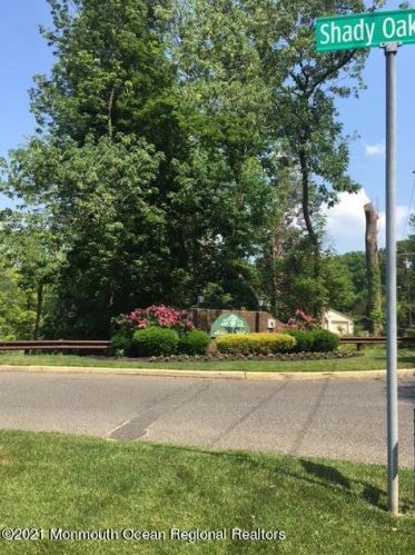 128 Viburnum Ter, Tinton Falls, NJ 07701-6786