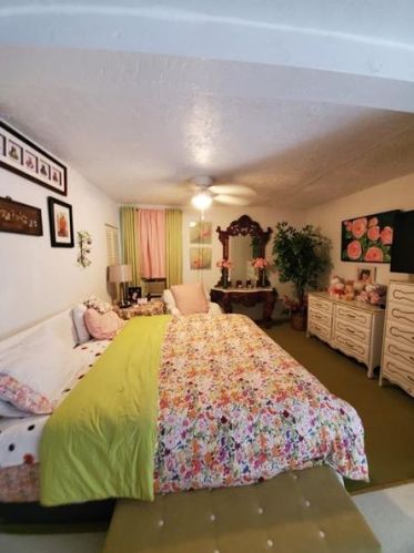 121 Narrows Rd, South Connellsville PA  15425-6145 exterior