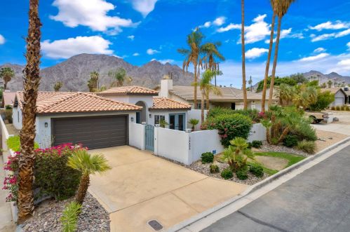 54404 Avenida Madero, La Quinta CA  92253-3620 exterior