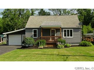 5461 Omara Dr, Brewerton, NY 13029-9728