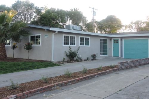 6577 Melrose Dr, North Highlands CA  95660-4378 exterior