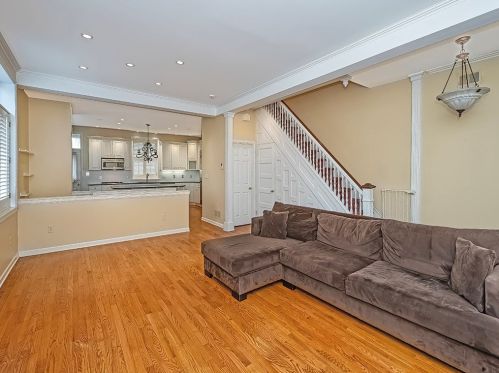 653 Maryland Ave, Pittsburgh, PA 15232-1950